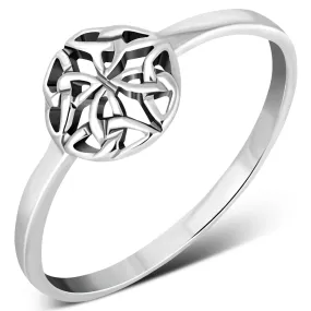 Delicate Plain Celtic Trinity Knot Silver Ring