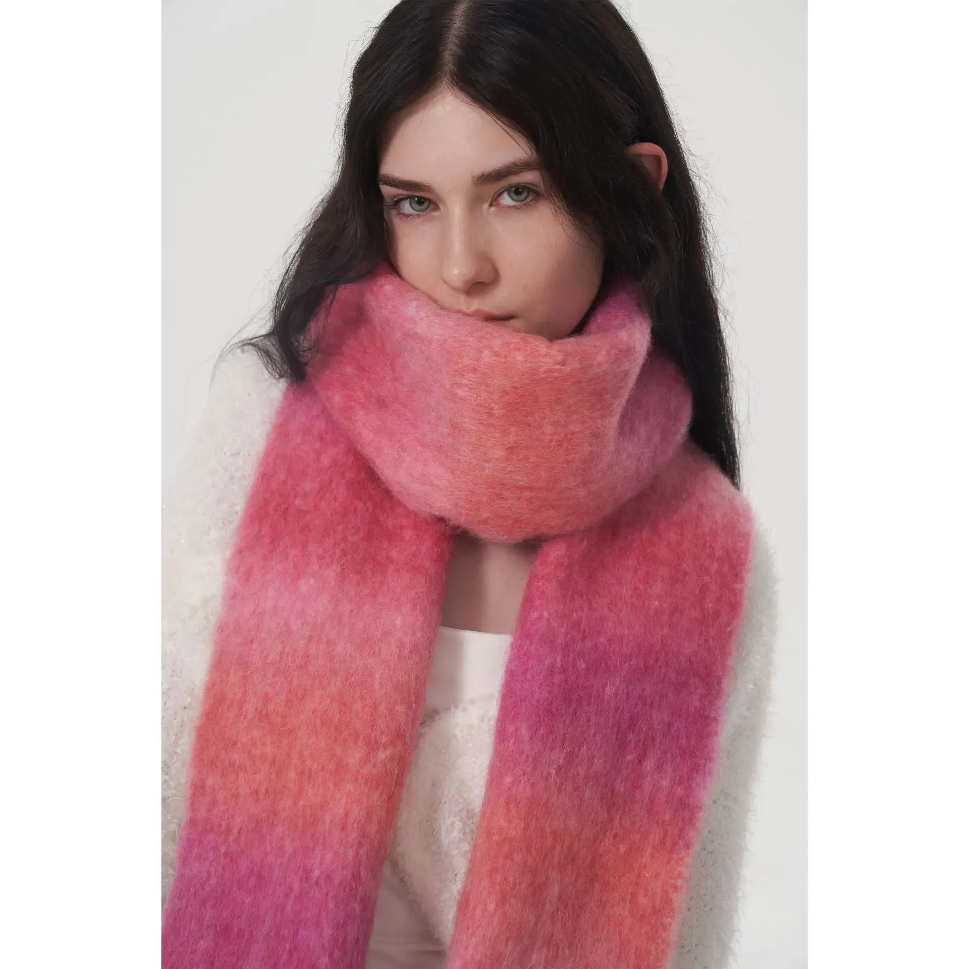 Design Light Luxury Models Gradient Color Wool Striped Fringed Mohair Scarf